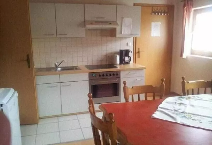 Aamiaismajoitus (B&B) Pension Pritzl