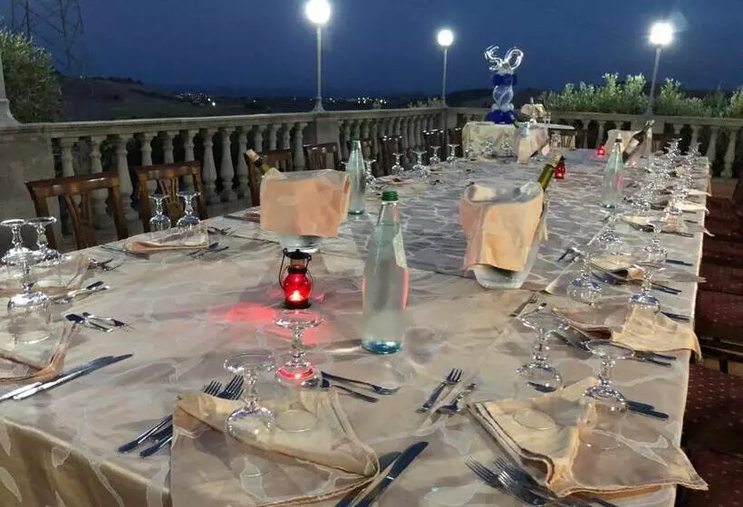 ホテル Agriturismo Fassi