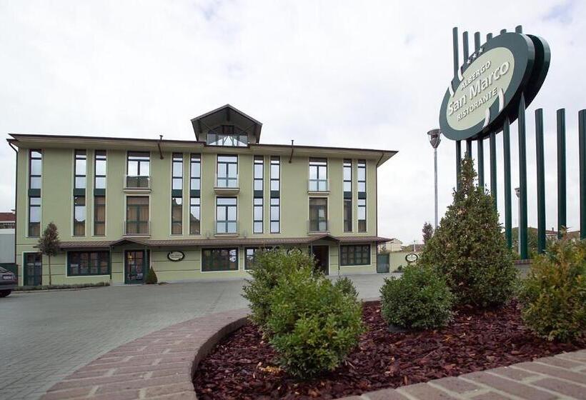 호텔 Albergo Ristorante San Marco