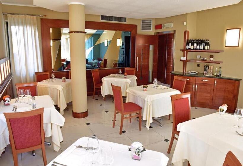 호텔 Albergo Ristorante San Marco