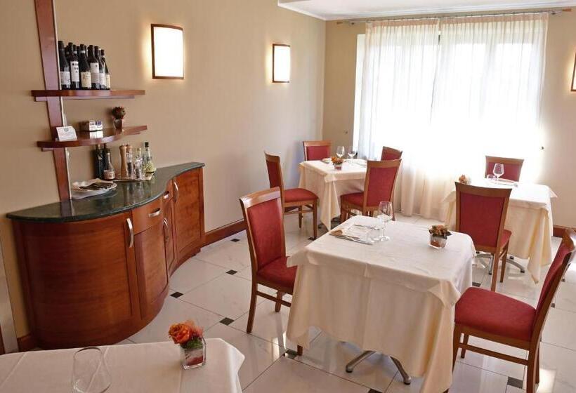 호텔 Albergo Ristorante San Marco