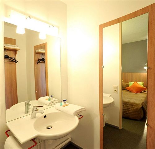 فندق Hôtel & Résidence