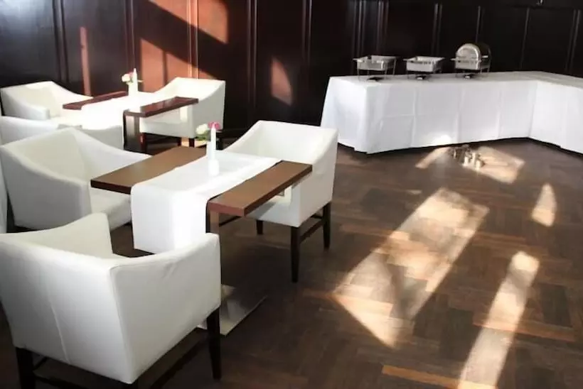 Отель Hostaria Da Marcello