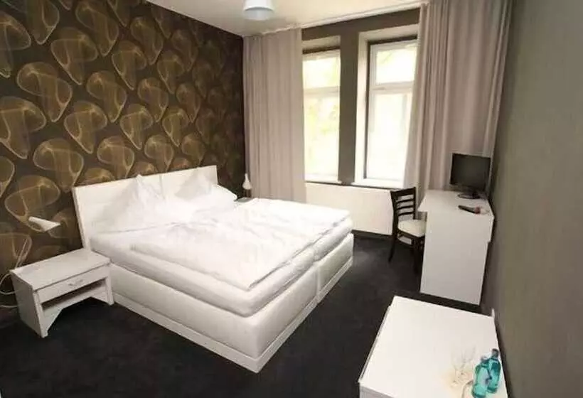 Отель Hostaria Da Marcello