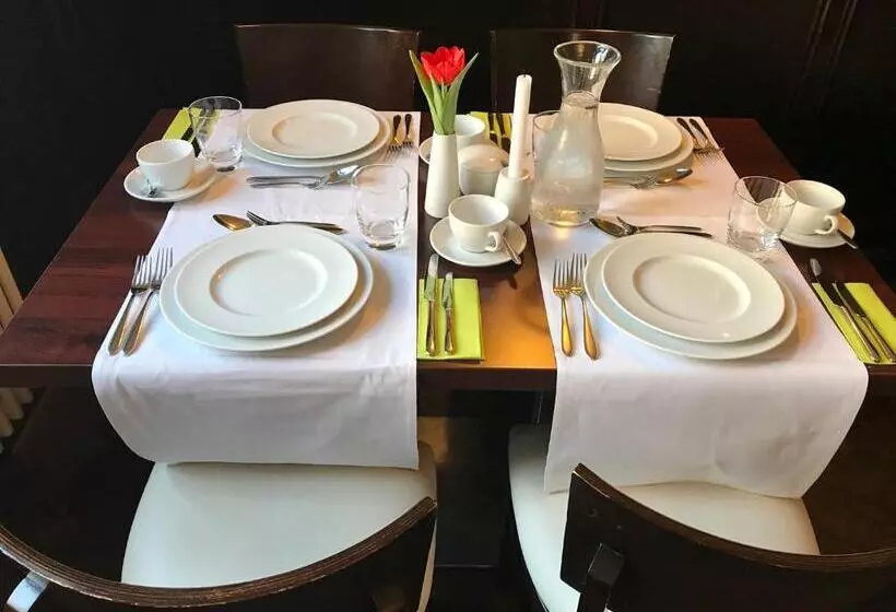 Отель Hostaria Da Marcello