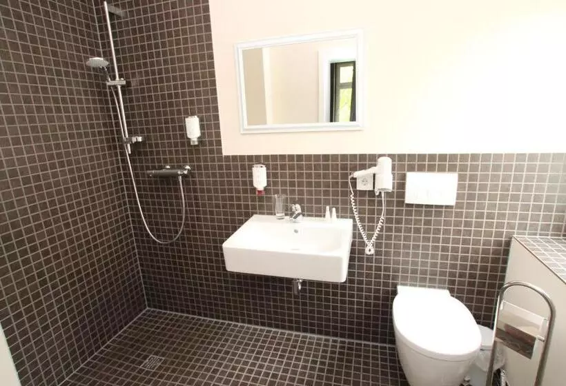 Отель Hostaria Da Marcello