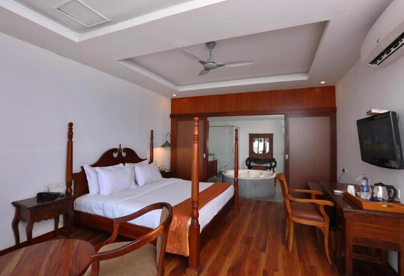 酒店 Getaway Beach Resort Kovalam