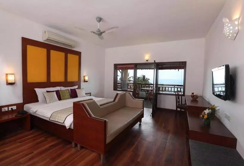 호텔 Getaway Beach Resort Kovalam