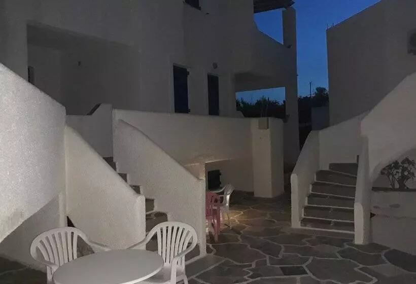 ホテル Holidays In Paros