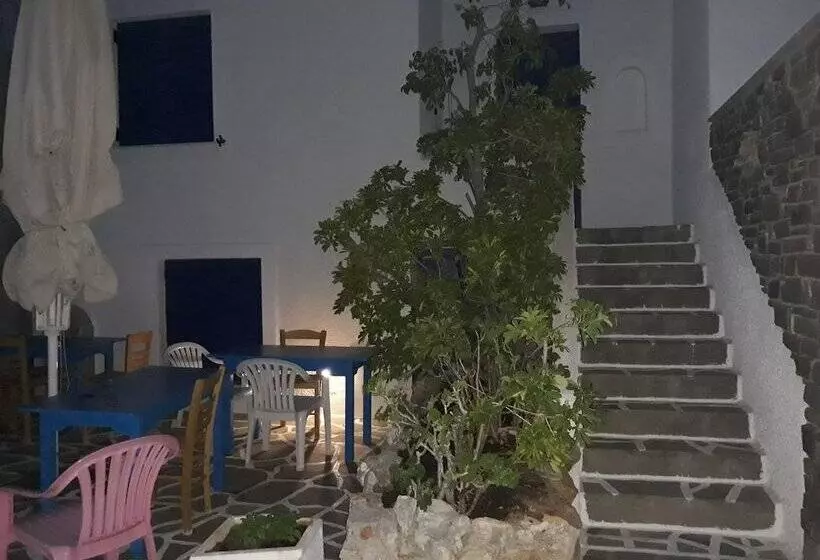 ホテル Holidays In Paros