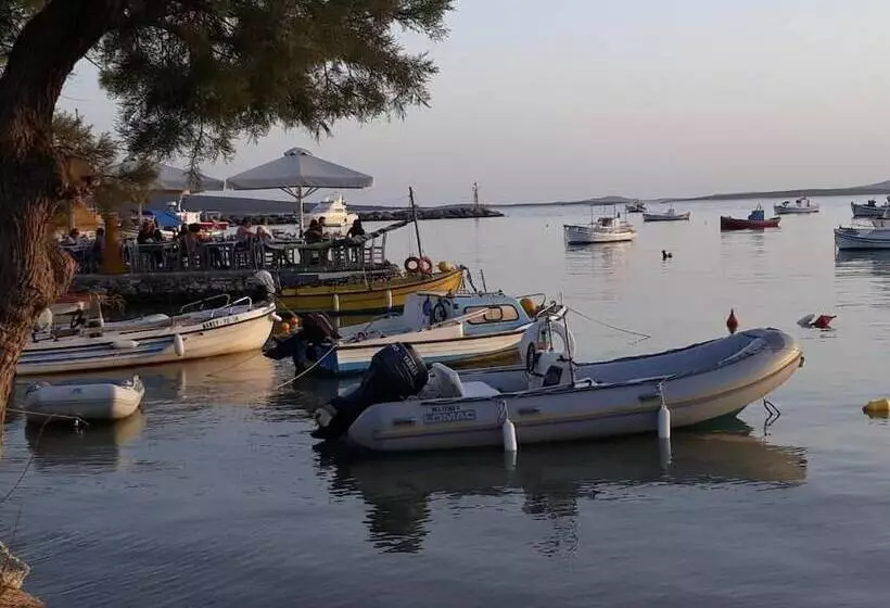 ホテル Holidays In Paros