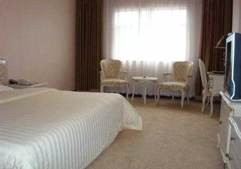 호텔 Hui Yuan Plaza Airport