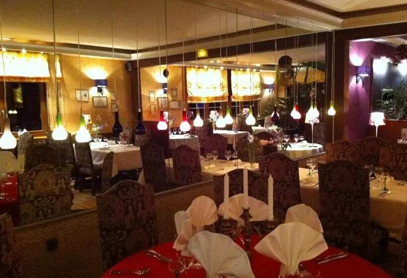 酒店 La Roseraie Biebler