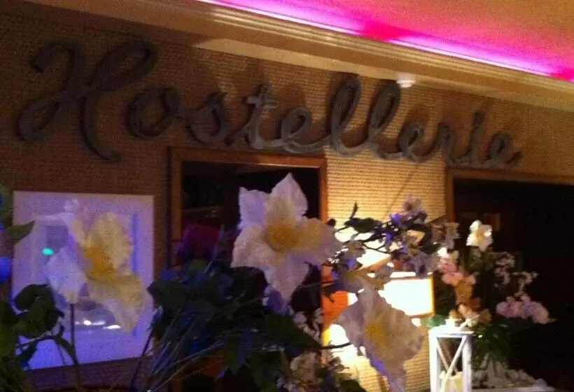 酒店 La Roseraie Biebler