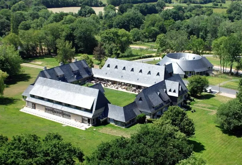 Отель Les Manoirs De Tourgeville