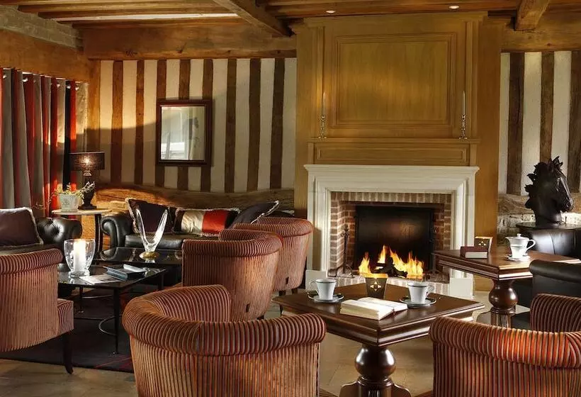 Отель Les Manoirs De Tourgeville