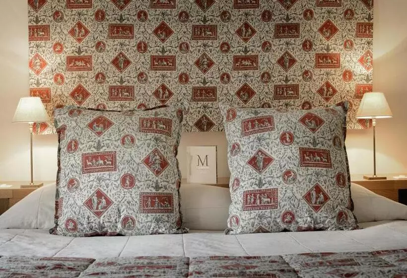 Отель Les Manoirs De Tourgeville