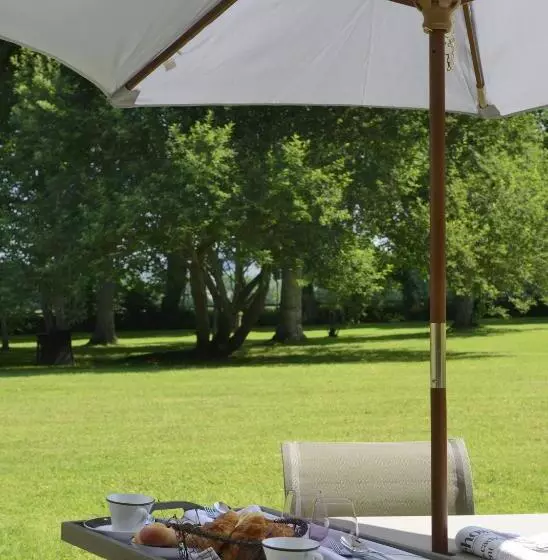 Отель Les Manoirs De Tourgeville