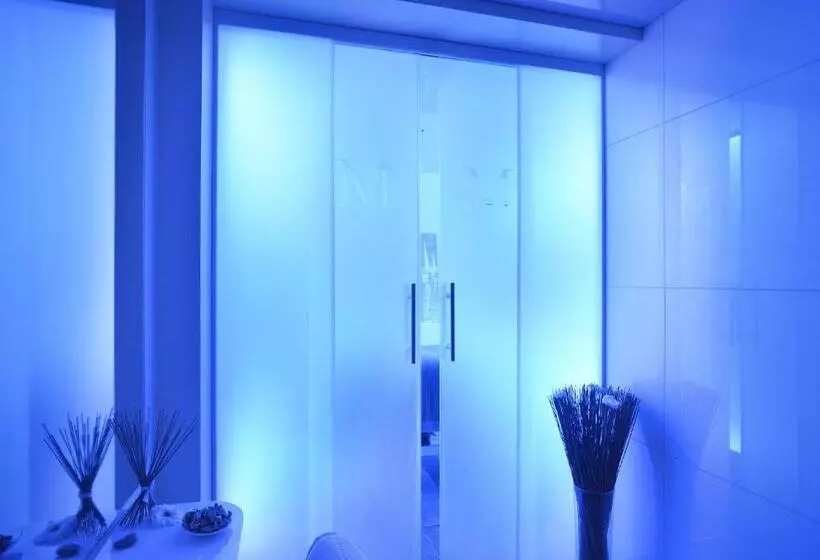 Отель Les Manoirs De Tourgeville