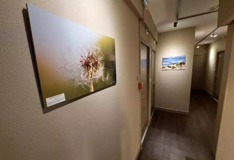 Отель Logis Hôtel   Les Pasteliers