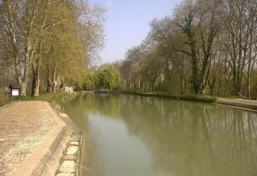 호텔 Logis Des Cretes De Pignols