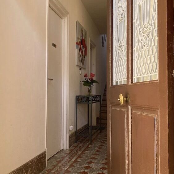 호텔 Logis Des Cretes De Pignols