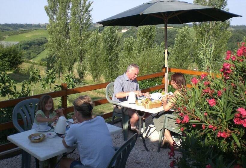 호텔 Logis Des Cretes De Pignols