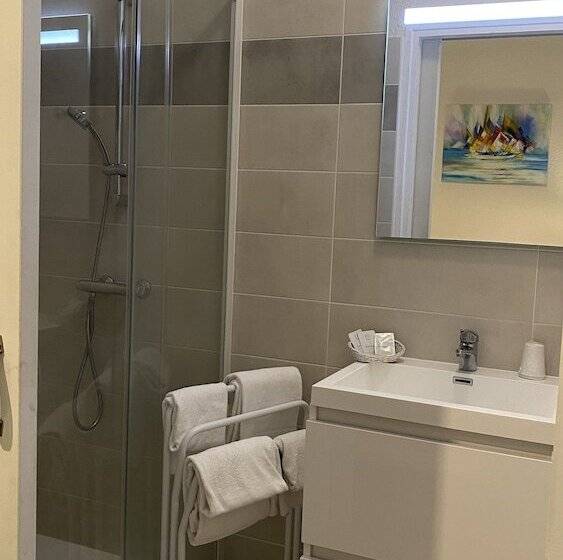 호텔 Logis Des Cretes De Pignols