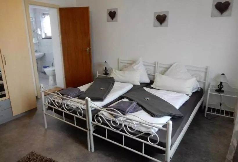 酒店 Pension Schöne Aussicht