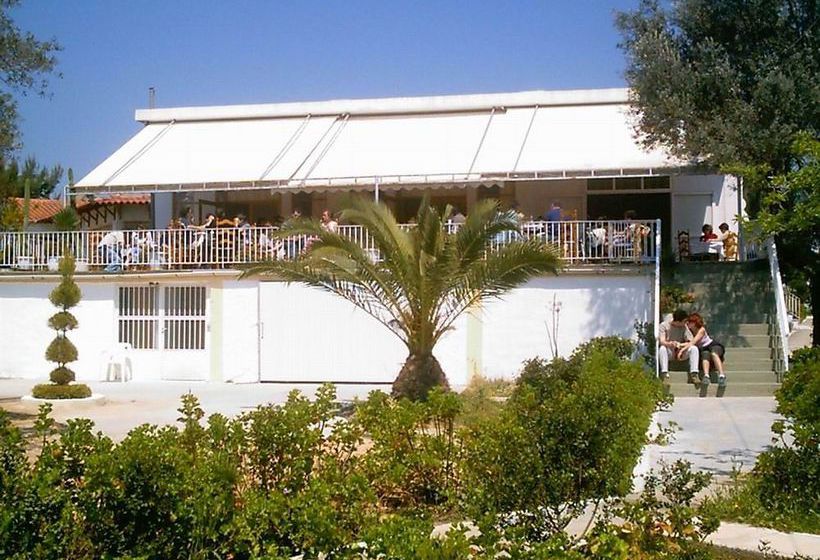 فندق Petit Village