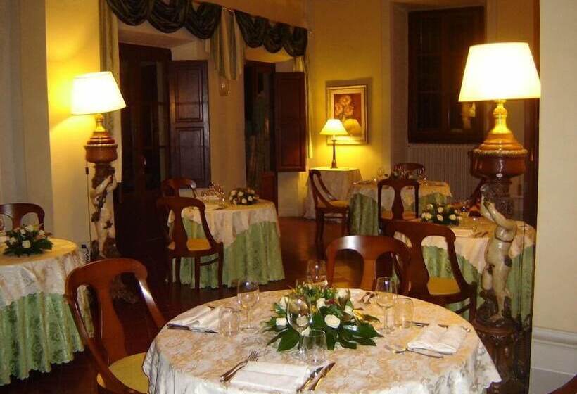 فندق Relais Il Trebbiolo