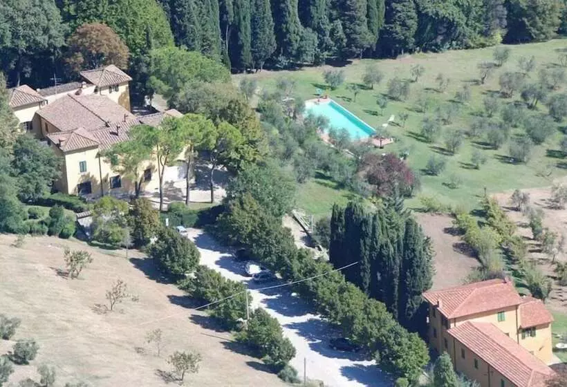 Отель Relais Il Trebbiolo