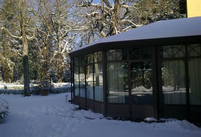 فندق Relais Il Trebbiolo