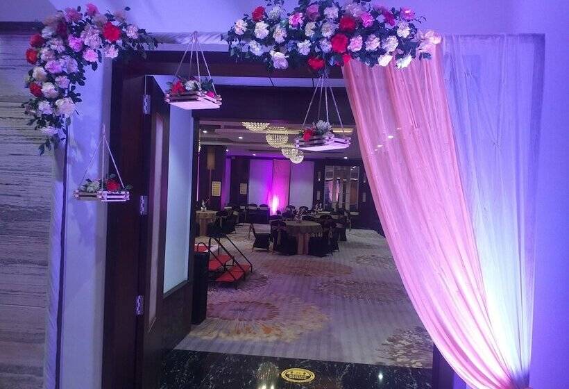 فندق Sandy's Tower