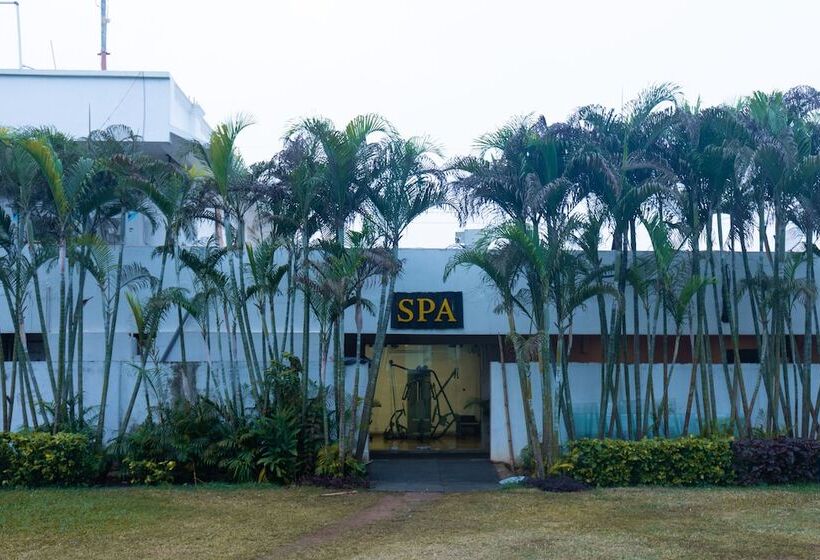 فندق Sandy's Tower