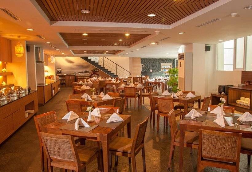 בית מלון כפרי Santika Bangka