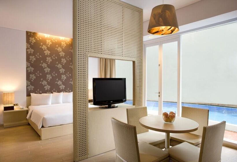 בית מלון כפרי Santika Bangka