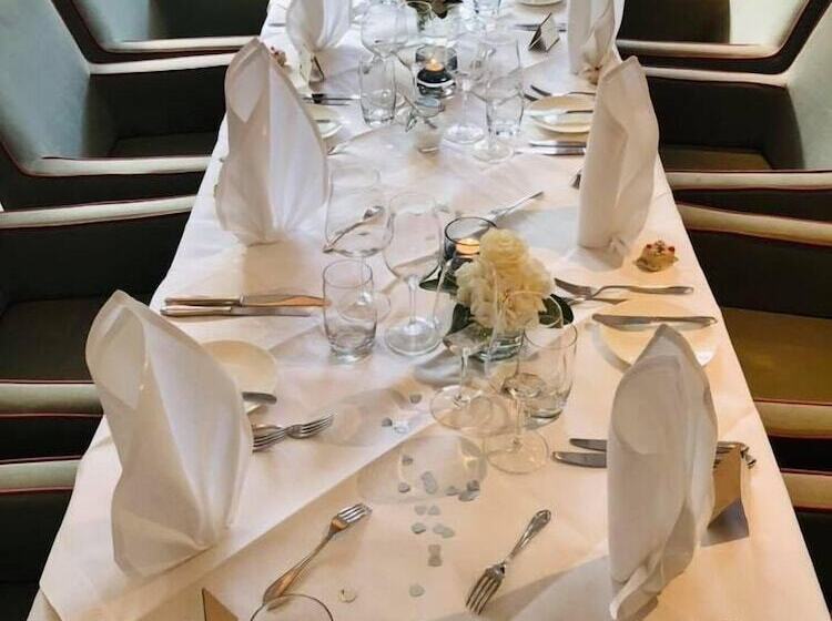 Tandreas Hotel & Restaurant