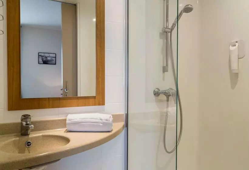 Отель The Originals Boutique Hôtel Spa Beuzeville Honfleur Sud