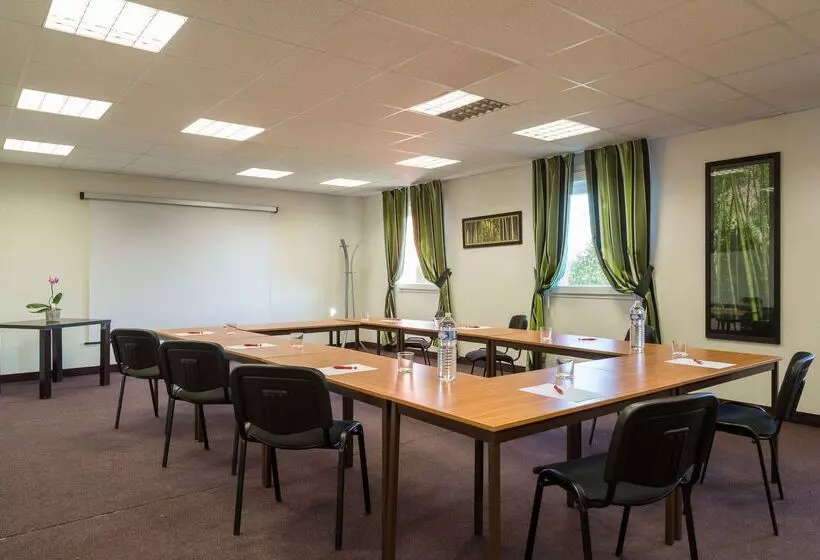 Отель The Originals Boutique Hôtel Spa Beuzeville Honfleur Sud