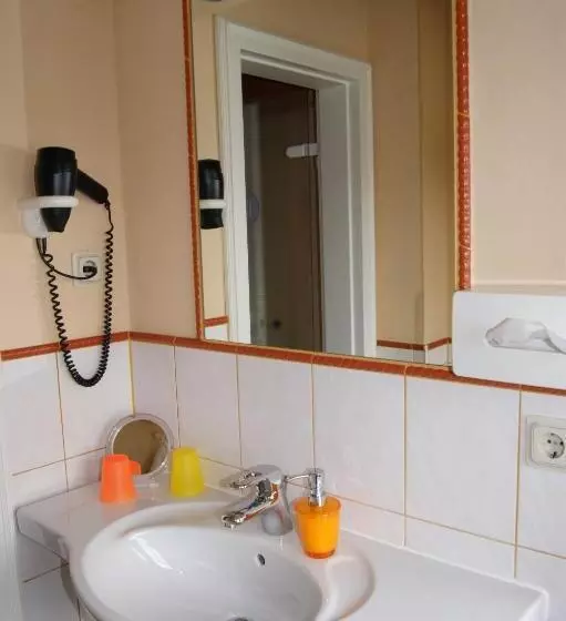 Pension Gastehaus  Alte Backerei  Kaffeehaus