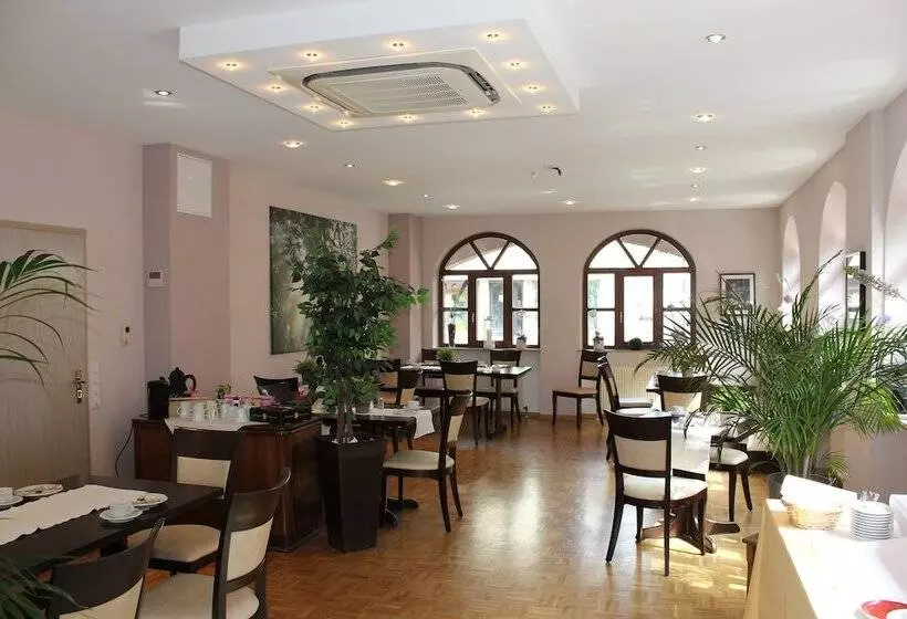 Пансион Gasthof Weißes Roß