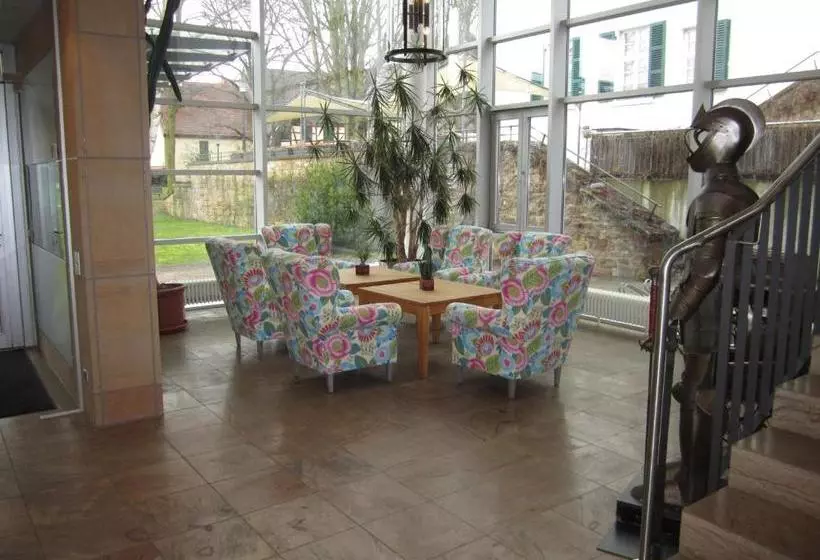 בית מלון כפרי Schloss Rockenhausen