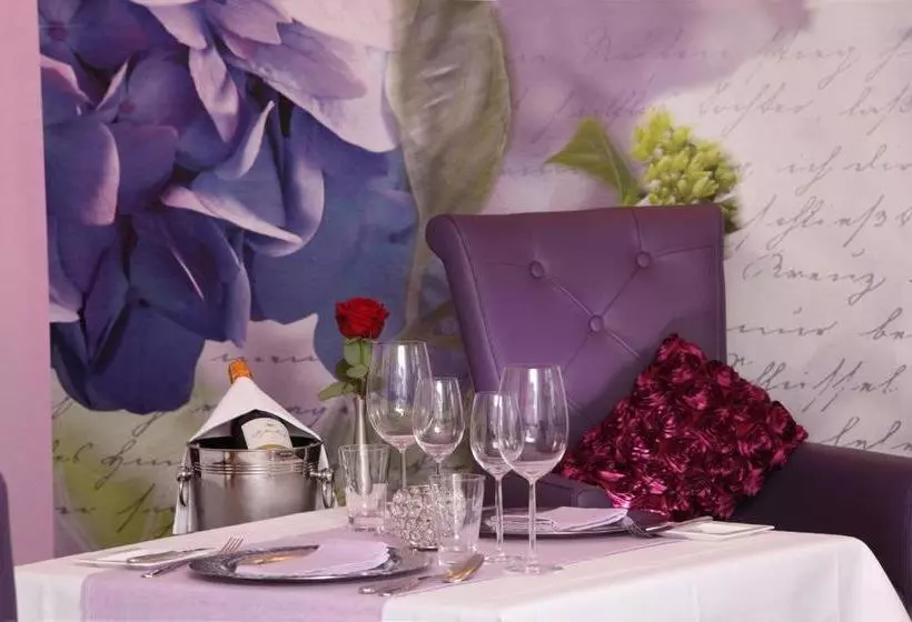 בית מלון כפרי Schloss Rockenhausen