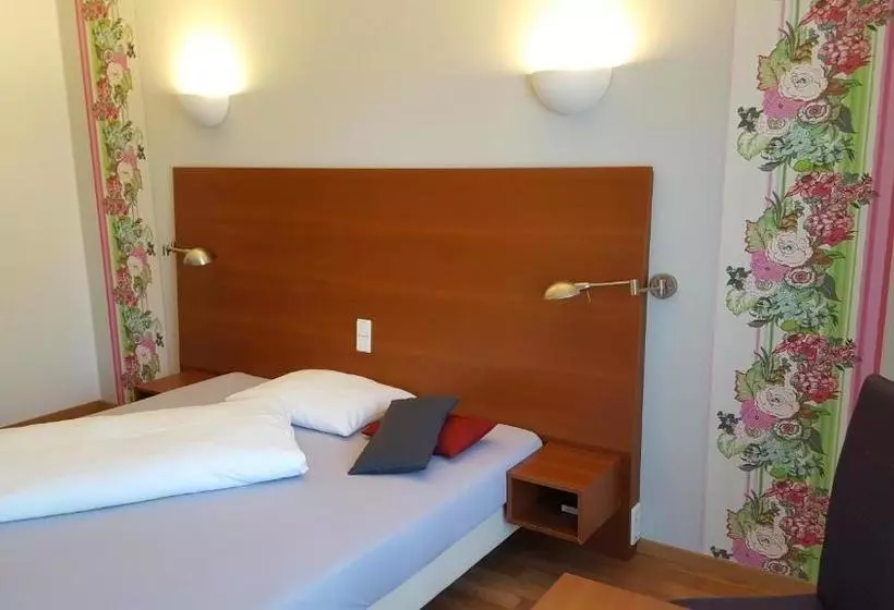 בית מלון כפרי Schloss Rockenhausen