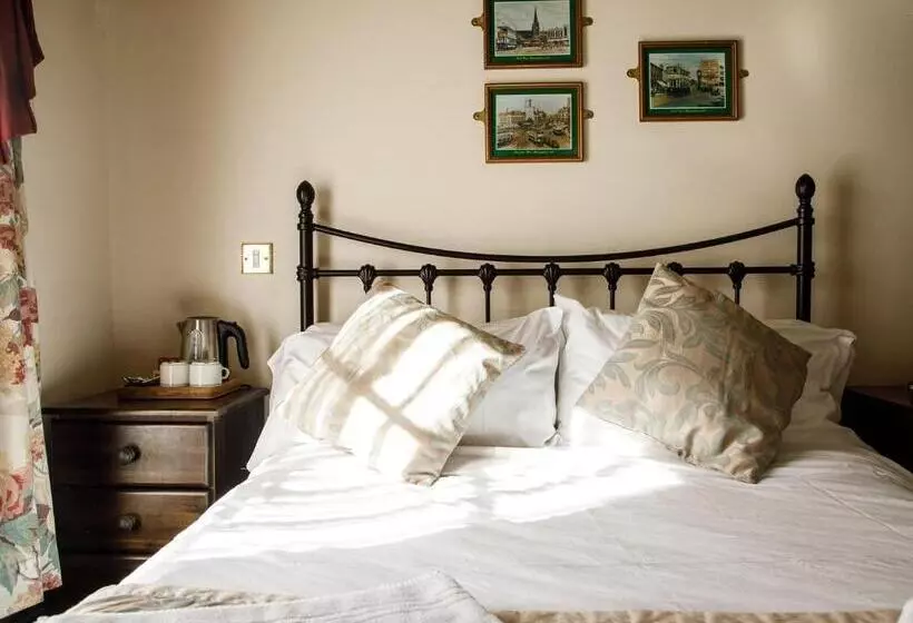 Retkeilymaja The Old Crown