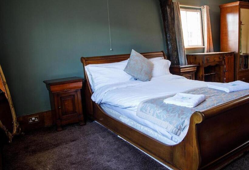 ユースホステル The Old Crown