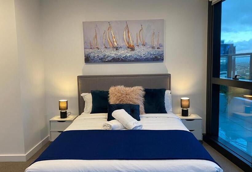 Apartment With Nice View In Boxhill 8a