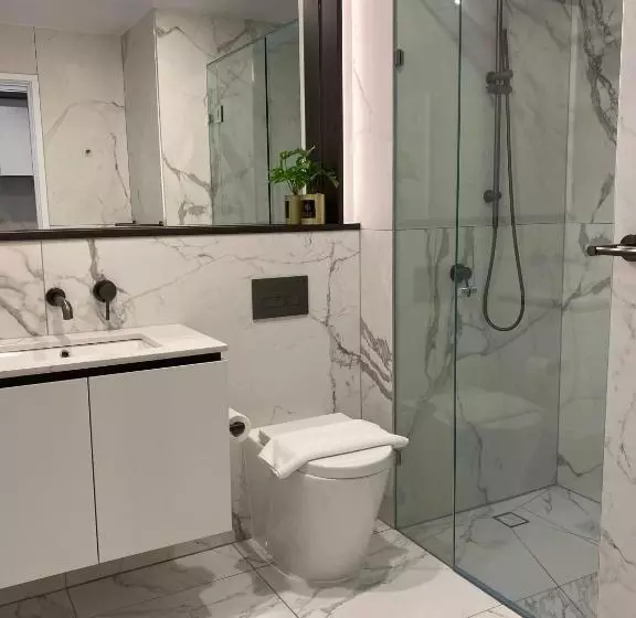 Apartment With Nice View In Boxhill 8a