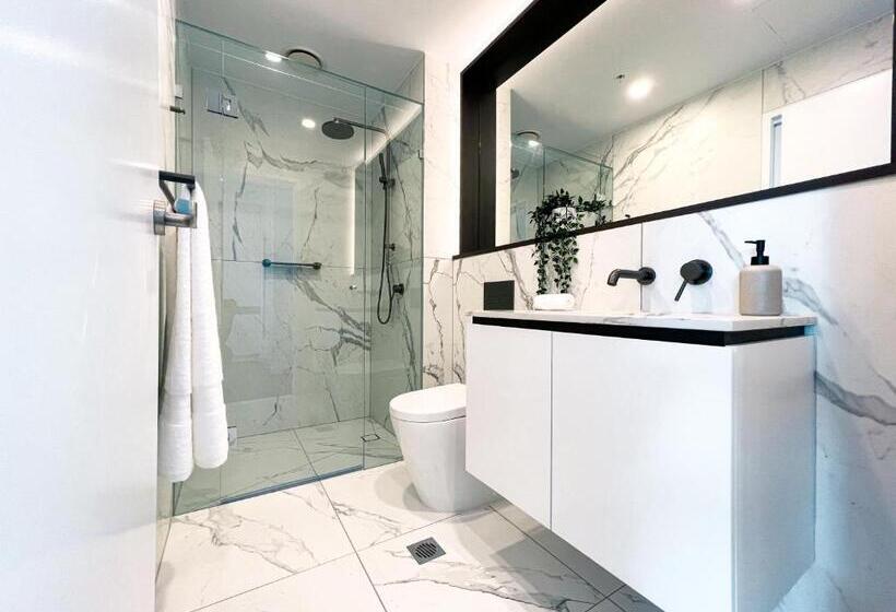 Apartment With Nice View In Boxhill 8a